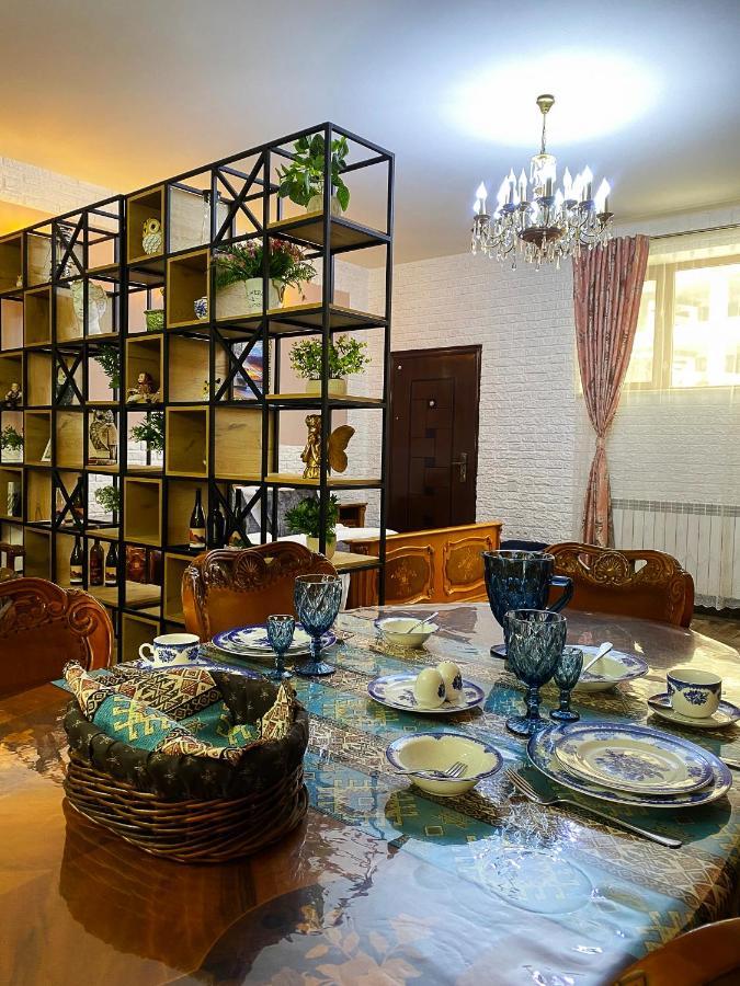 Shirbakyan Hostel Erivan Dış mekan fotoğraf